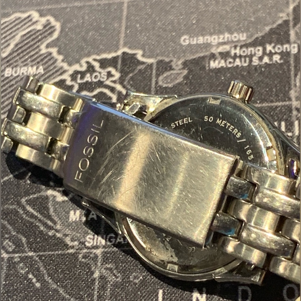 Fossil Watch - Picture 6 of 8